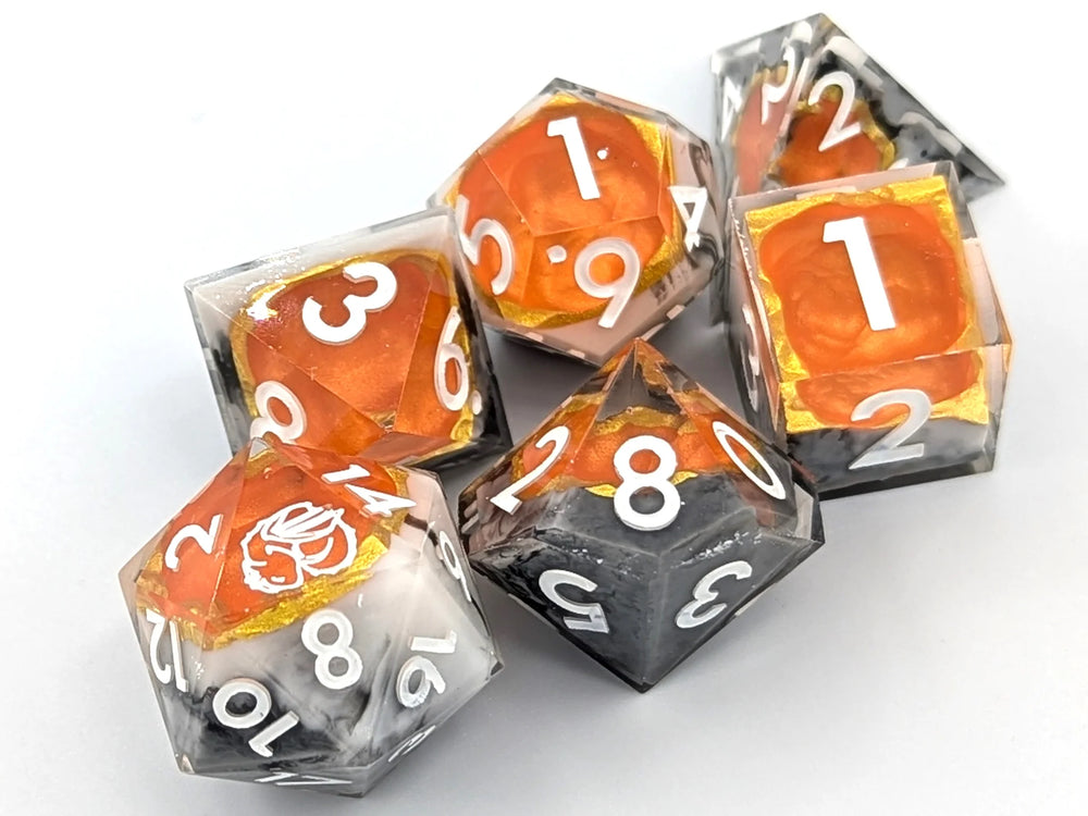 Robin's Nerd Supplies - Sharp Edge Dice Set