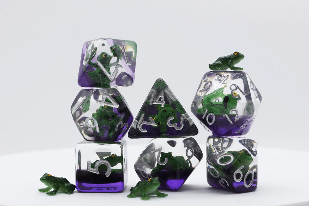 GREEN POISON FROG RPG DICE SET
